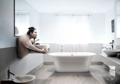 很有沖擊力的宣傳海報(bào)~~衛(wèi)浴產(chǎn)品